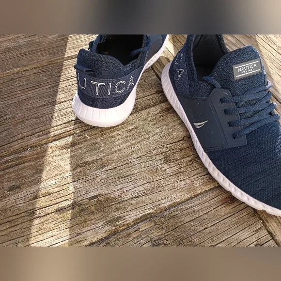 Nautica Navy Blue Sneakers - Picture 11 of 13